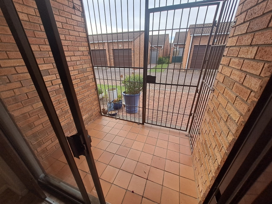 1 Bedroom Property for Sale in Fernglen Eastern Cape
